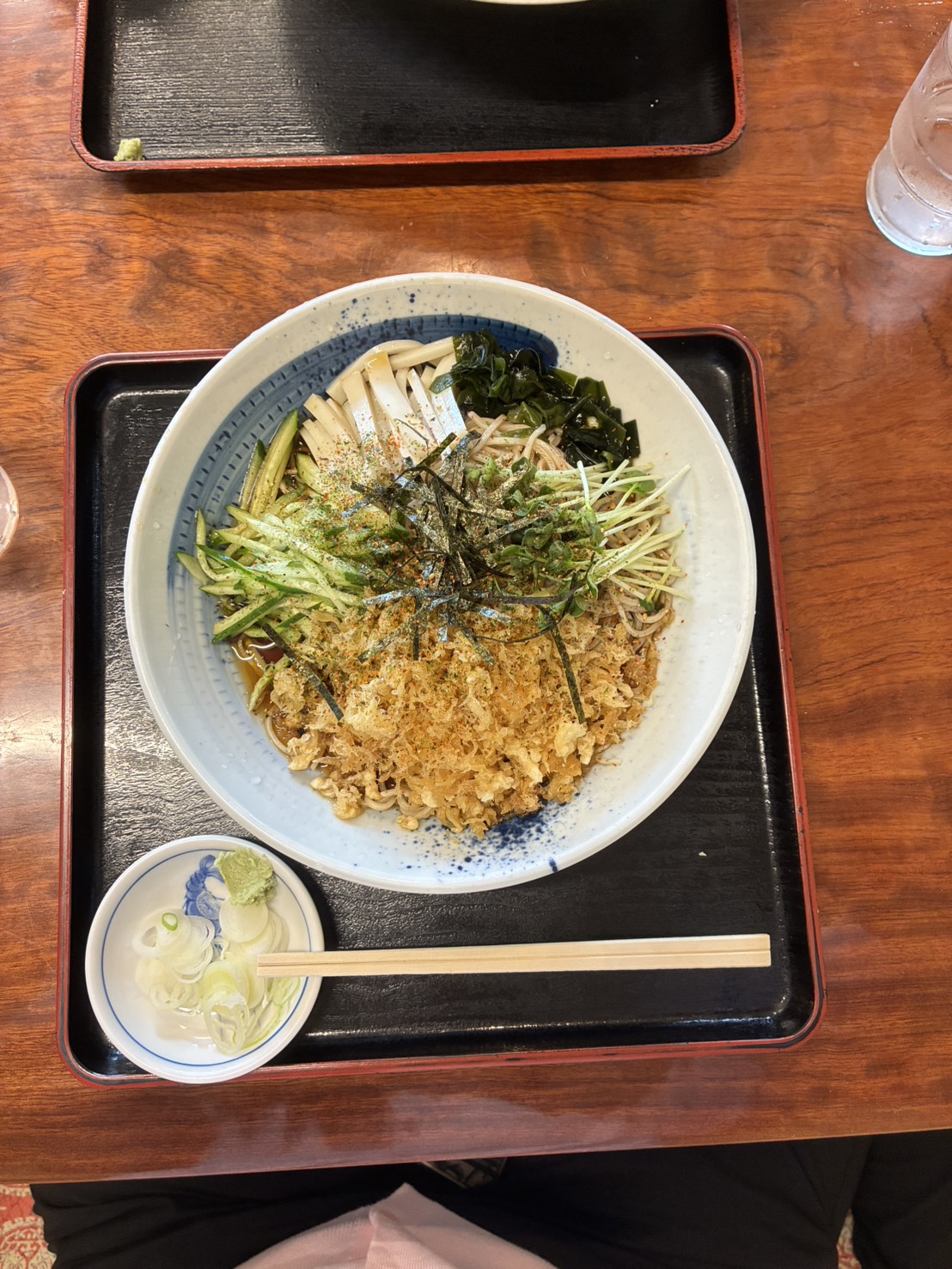 冷やしタヌキ