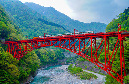 黒部峡谷鉄道トロッコ電車